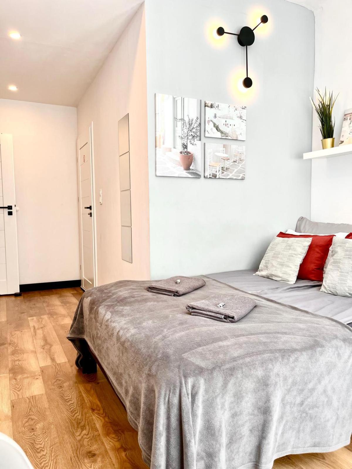 Special 1 Bed Room Condo Warszawa Center Eksteriør billede